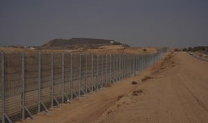 הושלמה בניית המכשול מסביב לרצועת עזה • צפו