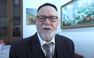 אריה ברונר שר ומדבר על פרשת פקודי