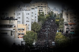 תמונת השבוע: מרן אחד בין מאות אלפים