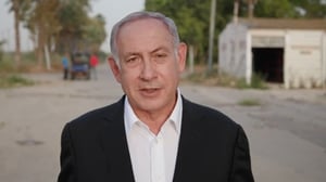 "שיקלי לא פרש מהימין, 'ימינה' פרשו מהימין"