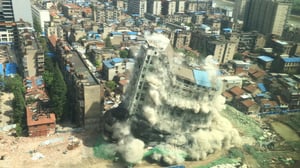בניין מתמוטט בסין. אילוסטרציה