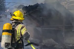 3 בתים עלו באש, הושגה שליטה בלהבות