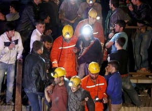 אסון בטורקיה: עשרות הרוגים בפיצוץ מכרה פחם גדול, מאמצים לאיתור נעדרים אחרונים