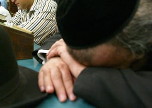 יהודי ירושלמי מתפלל | אילוסטרציה
