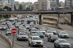 כמה רכבים נסעו בכבישי ישראל ב-2022?