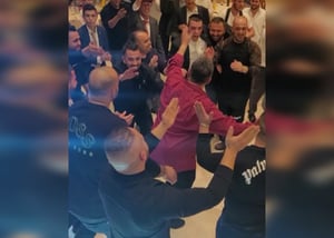 קבוצת הערבים פצחה בריקוד בחתונה החרדית בבני ברק • צפו