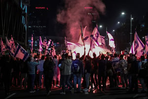 המחאות בתל אביב, אמש