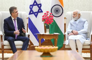 שר החוץ אלי כהן עם ראש ממשלת הודו נרנדרה מודי