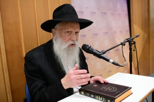 הרב יצחק גינזבורג: חיסול מחבלים ואזרחים וכיבוש עזה