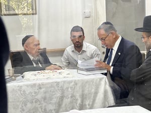 נתניהו במעונו של ראש הישיבה בשנה האחרונה