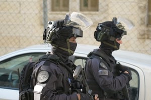 כוחות משטרה ומג"ב במ.פ שועפאט | ארכיון