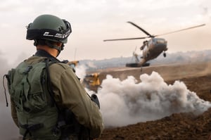 לוחמים זיהו מחבלים, כך חיל האוויר חיסל אותם | תיעוד