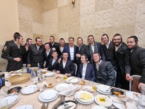 ראש המוסד לשעבר יוסי כהן בחתונה החרדית בבני ברק | צפו