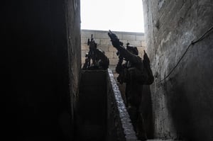 הלחימה נמשכת: הקומנדו חיסלו מחבלים רבים בחאן יונס