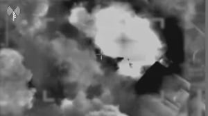 חיל האוויר בגל תקיפות בעומק לבנון ובדרומה | צפו בתיעוד