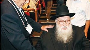 הרב מנחם פרוש בכינוס, אתמול (פלאש 90)