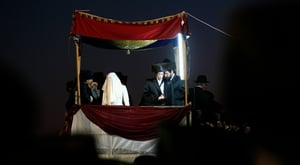 למרות ה´שבעה´: הגאב"ד התיר להשתתף בחתונה