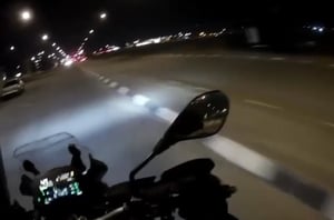 המרדף אחר רוכב האופנוע