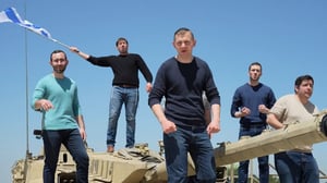 להקת 'רבותיי' בסינגל קליפ חדש: "שיר המלחמה של ישראל"
