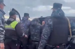 רק ברוסיה: השוטרים הצ'צ'נים לא אהבו שעצרו את השר שלהם -  כך זה נגמר 