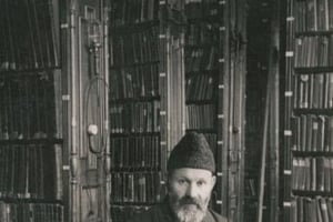 חייקל לוּנְסקי ספרן ספריית שטראשון במשך כיובל שנים (1895–1941) והיסטוריון של יהדות וילנה בהיכל הספריה. שנות ה-30
