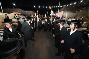 הכנסת ס"ת לישיבת 'מטה ראובן' בביתר