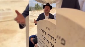 שנה לפטירתו: משפחתו של דדי גראוכר עלתה לקברו