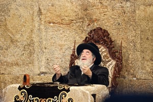 האדמו"ר מויז'ניץ במסע הקודש לעיה"ק ירושלים 