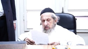 תלמידי ישיבת 'אחינו' בבתי גדולי ישראל 