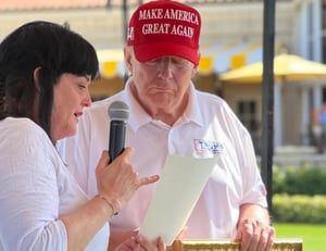 החטופה הראשונה ששוחררה מהשבי נפגשה עם טראמפ: "עשה כל מה שאפשר"