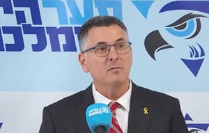 סער בישיבת הסיעה