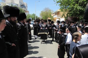 חג הפסח בחצה"ק קרעטשניף קריית גת