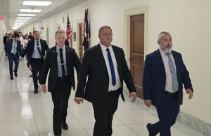 בן גביר ביקר בקפיטול ונתקל בתומכי חמאס, כך הוא הגיב | צפו