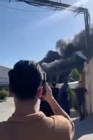 סדרת פיצוצים מסתוריים באיראן; עשן כבד מיתמר במקום
