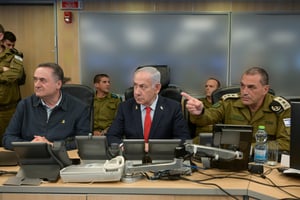 הבור בקריה במהלך התקיפה בתימן