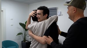 סמ״ר עידן אלכסנדר במפגש המרגש עם משפחתו