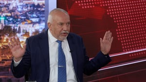 ליברמן: "אי אפשר לחסל את חמאס כל עוד החטופים בעזה, עובדים עם פינצטה במקום גרזן״ 