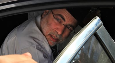 מחזיק מעמד. בניזרי