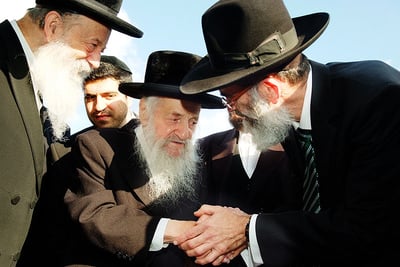 הגר"ש וואזנר בכניסה לאירוע