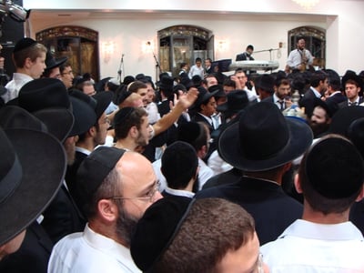 בישיבת "אהבת שלום" לא הפסיקו לרקוד
