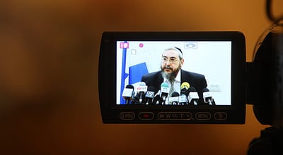 אמסלם, אתמול