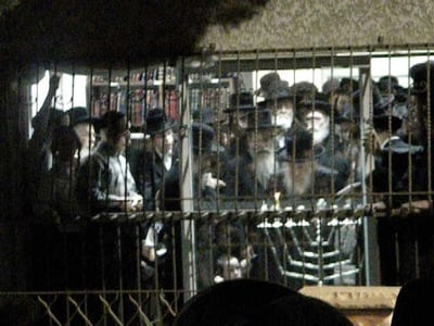 ההדלקה של הגר"ש וואזנר: צפו בוידאו