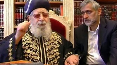הגר"ע פונה לפעילי ש"ס: "תתנו כתף לרבי אליהו"