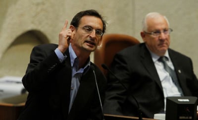 חוק האזרחות אושר: "לשלול גם ליגאל עמיר ולמשה קצב"