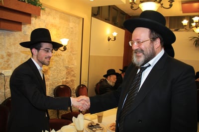 צפו: אירוסי נינת הגרי"ש אלישיב, נכדת הגר"ח קנייבסקי