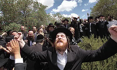 שמחת הניצחון בתום הפרשה (פלאש 90)