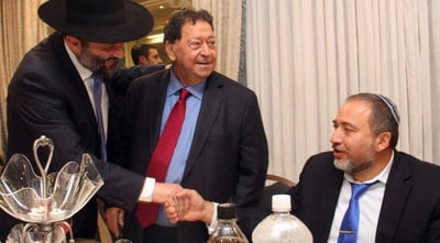דרעי עם ליברמן