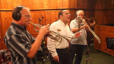 בריו חקשור