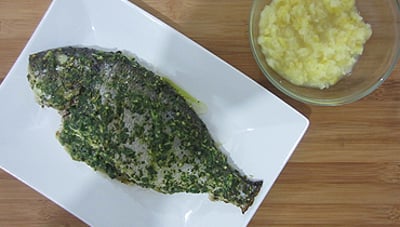 מתכון לדג דניס בפסטו לצד קרם לימונים