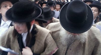 ההפגנה, לפנות בוקר